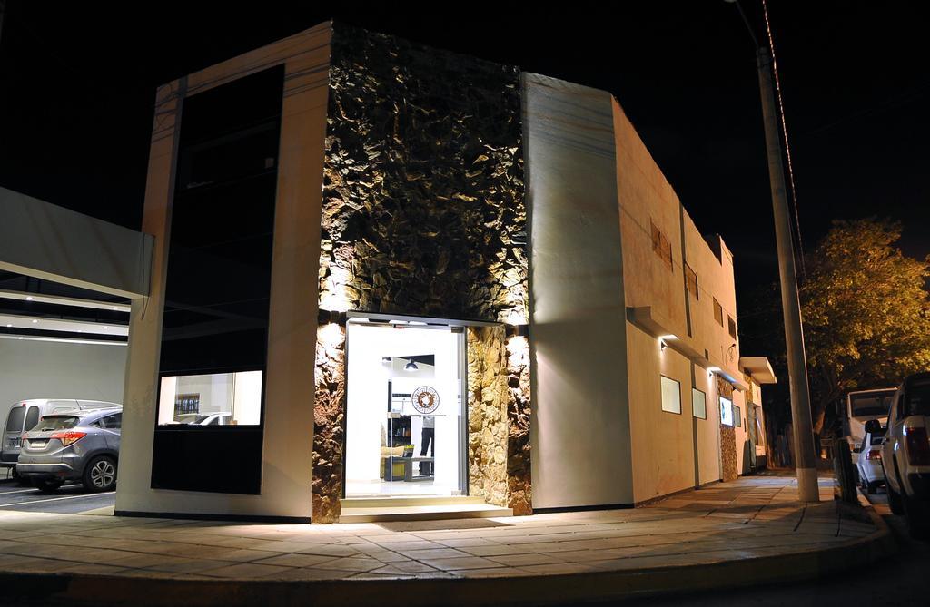 Hotel Pucara Y Rent A Car La Rioja Exterior photo